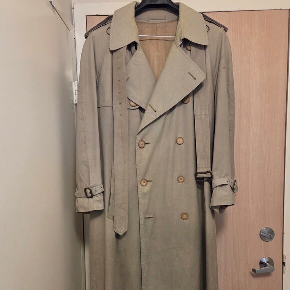 GENTLY USED, VINTAGE, BLACKBURNS OF ENGLAND TRENCH COAT, SIZE 42!!! - Picture 1 of 4